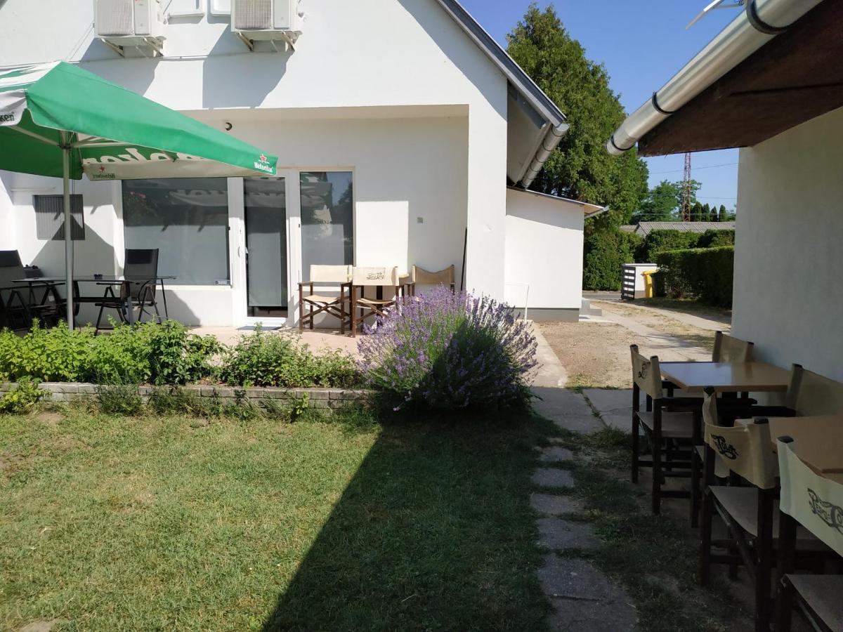 Aranyharmat Apartman Balatonlelle Exteriör bild