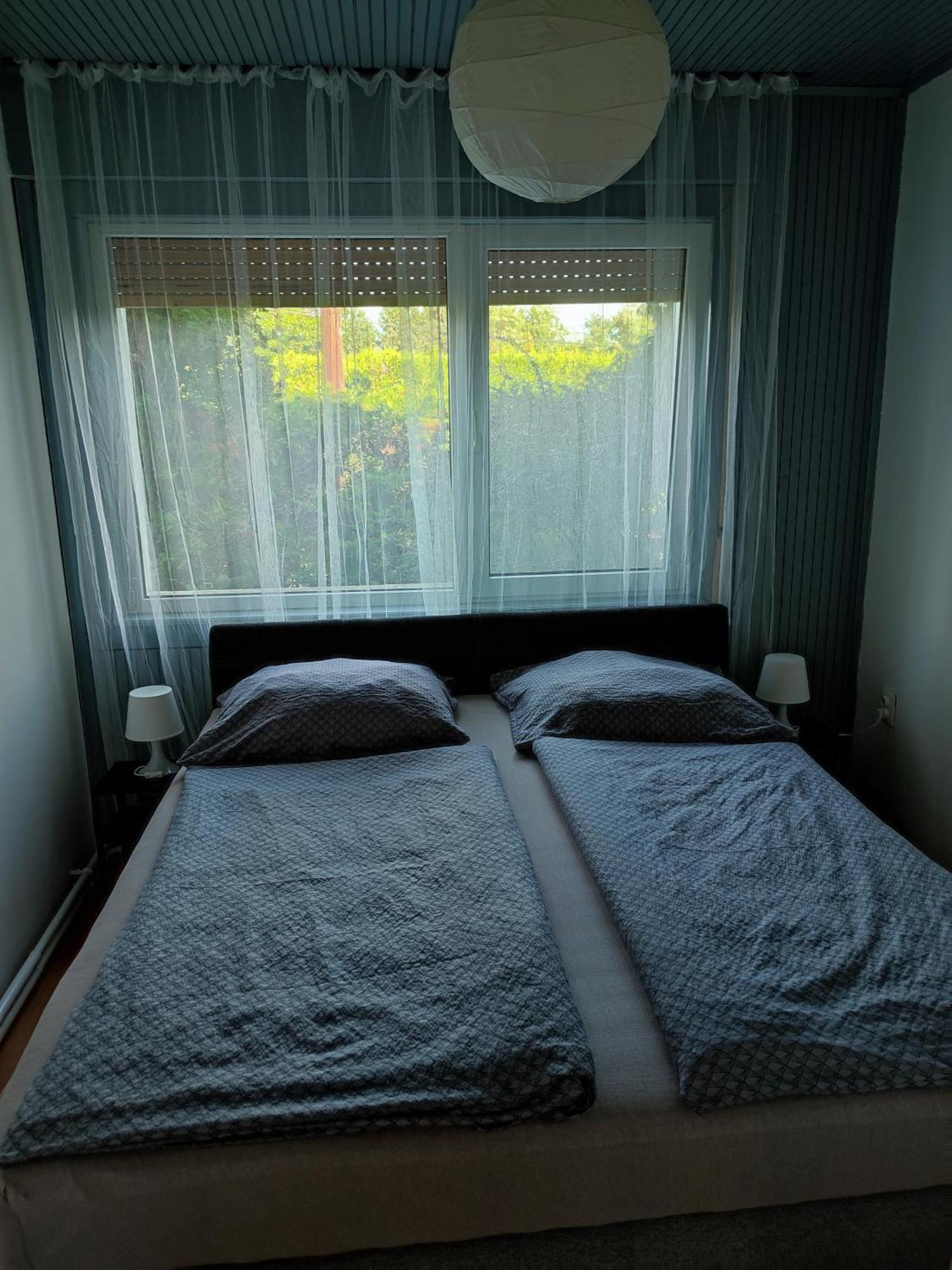 Aranyharmat Apartman Balatonlelle Exteriör bild